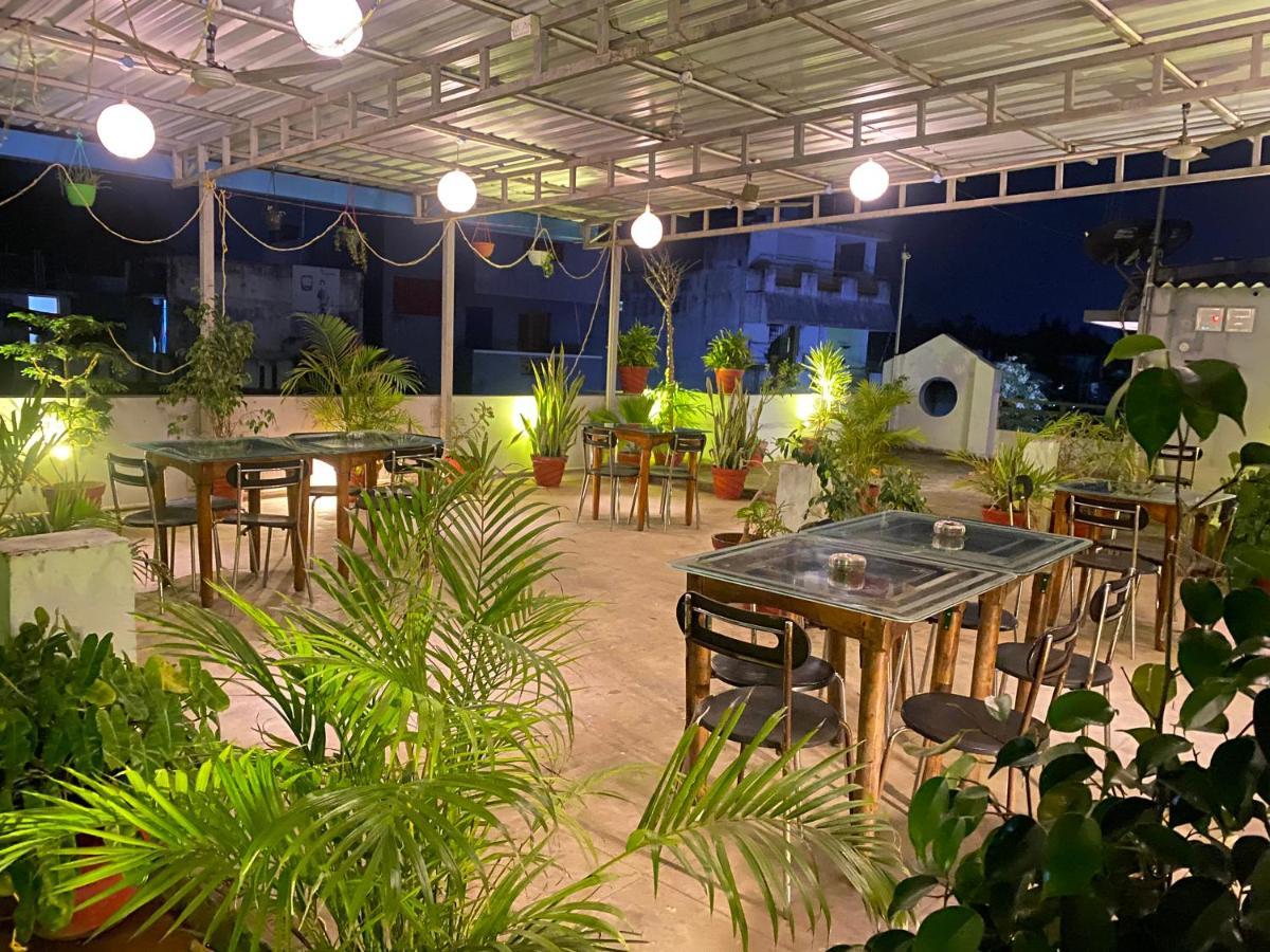 La Paradise Residency ポンディシェリ エクステリア 写真